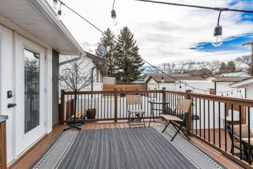 2666 16 Avenue Se, Medicine Hat, AB - Outdoor With Deck Patio Veranda With Exterior
