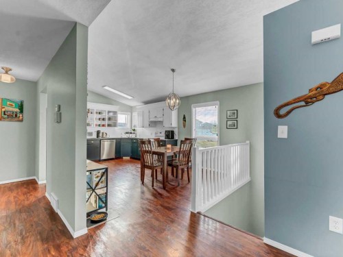 135 Sage Close Se, Medicine Hat, AB - Indoor