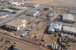 438 39 Street NORTH Lethbridge, AB T1H 0C8