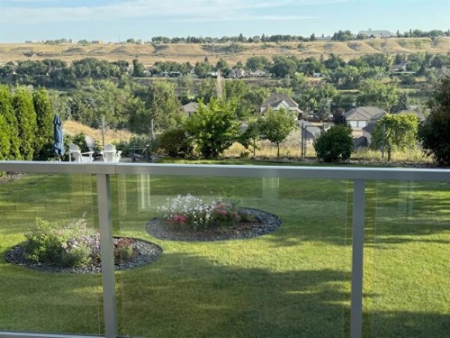 586 Prospect Drive Sw, Medicine Hat, AB - Outdoor With View
