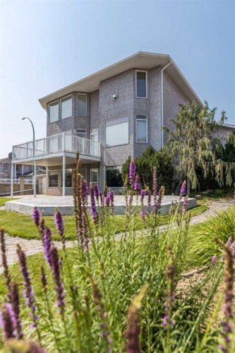 22 Turner Crescent Se, Medicine Hat, AB - Outdoor With Deck Patio Veranda