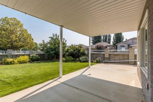 22 Turner Crescent Se, Medicine Hat, AB - Outdoor With Deck Patio Veranda