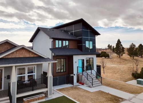 311 Somerside Road SE Medicine Hat, AB T1B 0H3