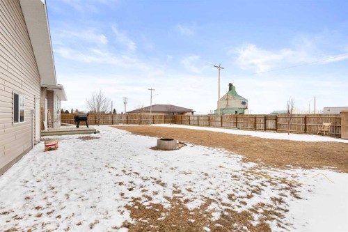 803 2 Avenue West, Foremost, AB - Outdoor