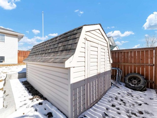 416 Redcliff Way Se, Redcliff, AB - Outdoor With Exterior