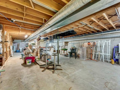 10 3 Street Se, Redcliff, AB 