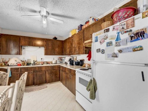 10 3 Street Se, Redcliff, AB 