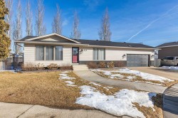 52 Rossland Street SE Medicine Hat, AB T1B 2J4