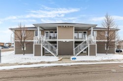 201 Southlands Pointe SE Medicine Hat, AB T1B 0M5