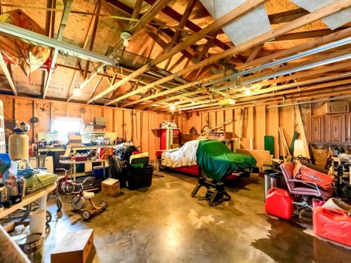 12228 Range Road 64, Rural Cypress County, AB - Indoor