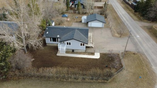 396 8 Street, Dunmore, AB - Outdoor