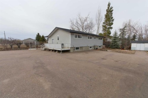 396 8 Street, Dunmore, AB - Outdoor