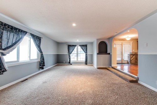 108 Cartwright Avenue, Veinerville, AB - Indoor Photo Showing Other Room