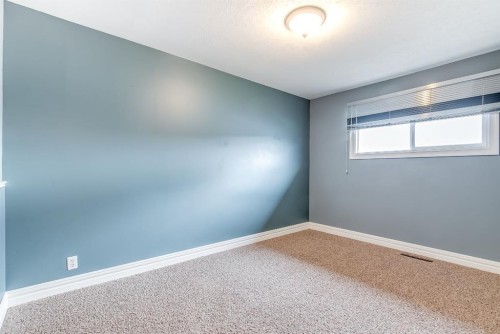 108 Cartwright Avenue, Veinerville, AB - Indoor Photo Showing Other Room