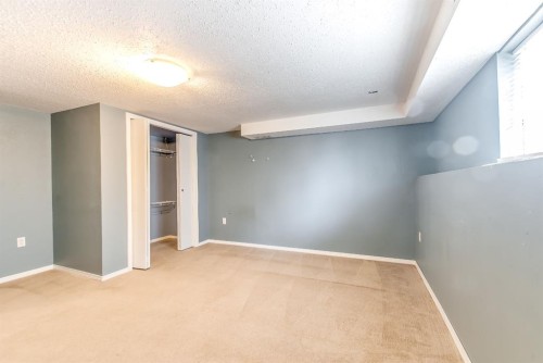 108 Cartwright Avenue, Veinerville, AB - Indoor Photo Showing Other Room