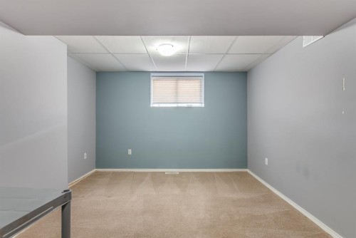 108 Cartwright Avenue, Veinerville, AB - Indoor Photo Showing Other Room