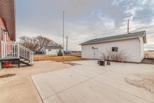 108 Cartwright Avenue, Veinerville, AB - Outdoor With Exterior