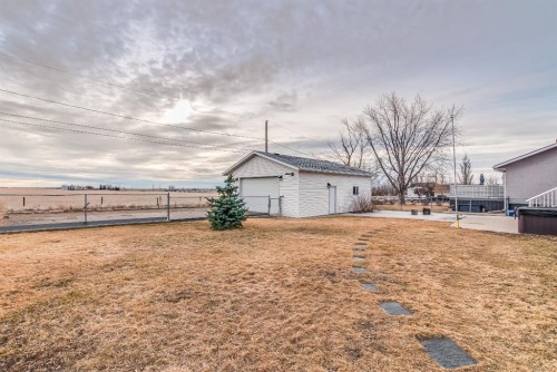 108 Cartwright Avenue, Veinerville, AB - Outdoor