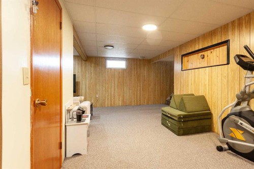 112 Railway Avenue West, Schuler, AB - Indoor Photo Showing Basement