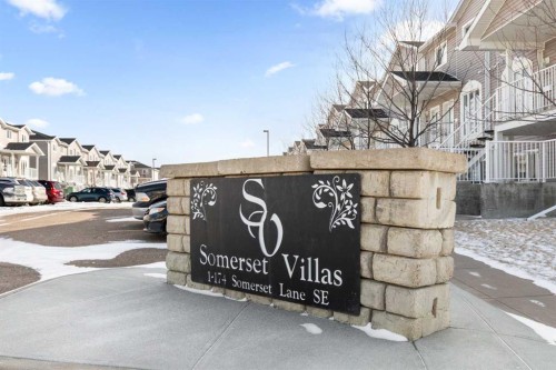 111 Somerset Lane SE Medicine Hat, AB T1B 0E8