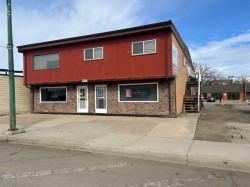 215 Broadway Avenue EASTRedcliff, AB T0J 2P0