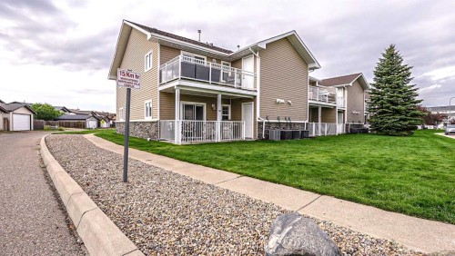 60 Northlands Lane NE Medicine Hat, AB T1C 0A8