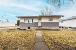 401 Broadway Avenue EASTRedcliff, AB T0J 2P0