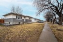 401 Broadway Avenue East, Redcliff, AB  - Outdoor 
