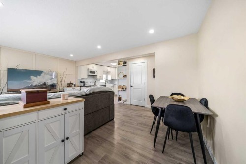 401 Broadway Avenue East, Redcliff, AB - Indoor