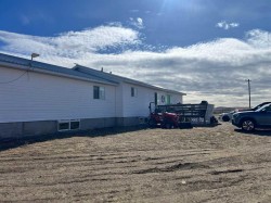 1-11409 Black and White Trail Rural Cypress County, AB T1B 0L1