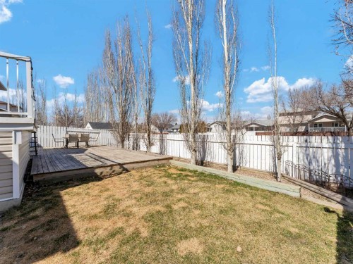 32 Spruce Close Se, Medicine Hat, AB - Outdoor