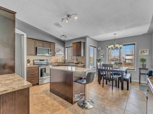 32 Spruce Close Se, Medicine Hat, AB - Indoor