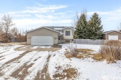 124 East 7 Avenue  Dunmore, AB T1B 0J3