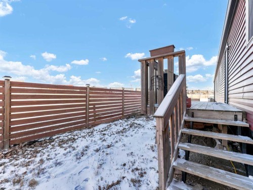 427 Main Street North, Redcliff, AB - Outdoor