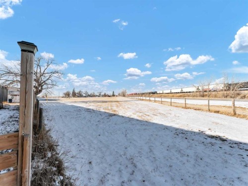 427 Main Street North, Redcliff, AB - Outdoor With View
