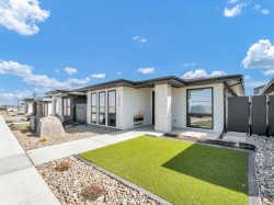 3617 10 Avenue SWMedicine Hat, AB T1B 0T2