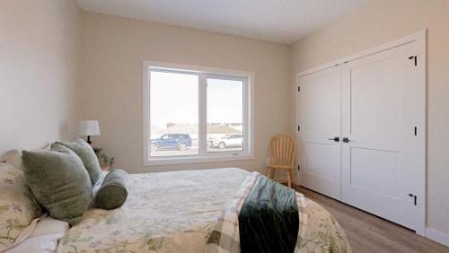 173 Parkview Crescent West, Bow Island, AB - Indoor Photo Showing Bedroom