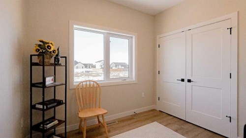 173 Parkview Crescent West, Bow Island, AB - Indoor Photo Showing Other Room