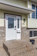 30 Sage Close SEMedicine Hat, AB T1B 4H7