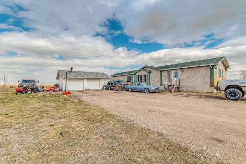 902 Range Road 65, Redcliff, AB - Outdoor