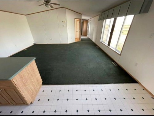 902 Range Road 65, Redcliff, AB - Indoor Photo Showing Other Room