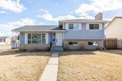 41 Rossdale Street SEMedicine Hat, AB T1B 1X3
