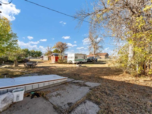 80 Pacific Avenue, Irvine, AB - Outdoor With View