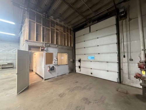 426 10 Street North, Lethbridge, AB 
