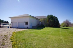 12107A Range Road 60  Rural Cypress County, AB T1A 7H0