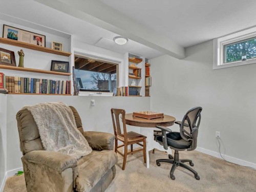 14 Smith Close Se, Medicine Hat, AB - Indoor