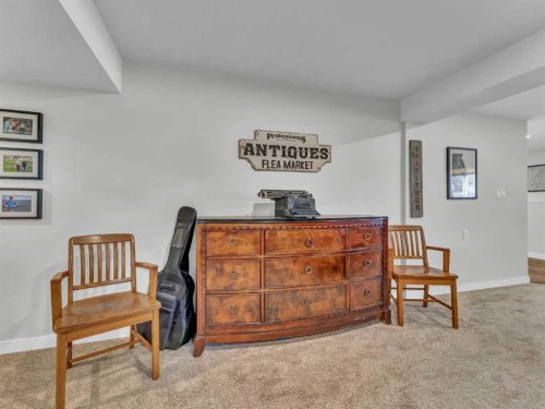 14 Smith Close Se, Medicine Hat, AB - Indoor