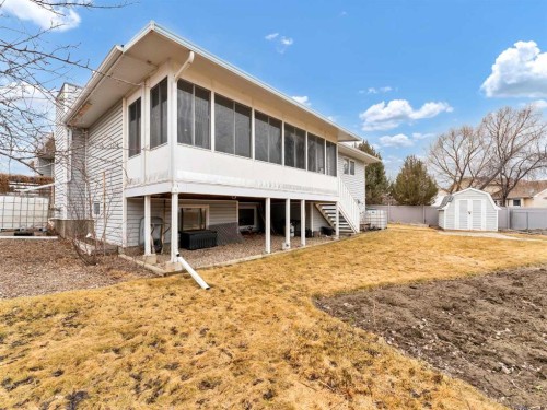 14 Smith Close Se, Medicine Hat, AB - Outdoor