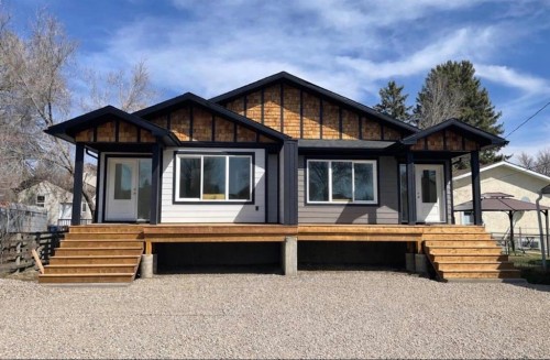 4-969 2 Street SE Medicine Hat, AB T1A 5K6