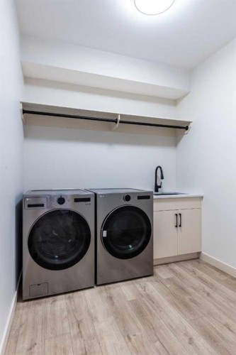 308 Yuma Court, Dunmore, AB - Indoor Photo Showing Laundry Room